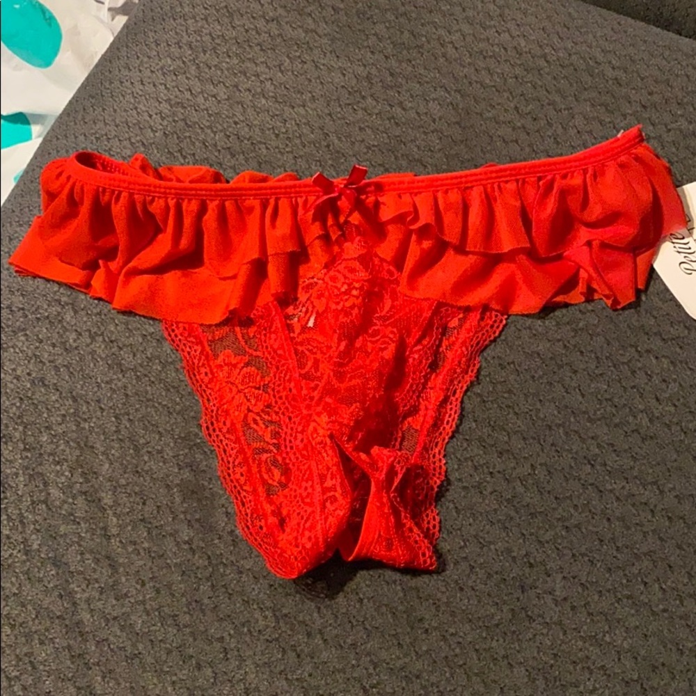 Lace and ruffle Panty